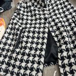 Modcloth  Black and White Houndstooth Women's Jacket poncho size M Photo 12