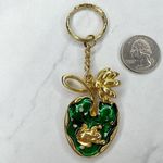 SFJ Vintage Gold Tone Metal Frog Lily Pad Keychain Keyring Photo 0