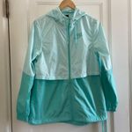 Nike Essential Repel windbreaker rain jacket Photo 1