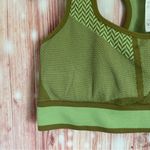 Fabletics  Bianca Thyme Yellow Green Seamless Sports Bra Photo 3