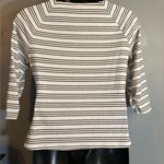 Jennifer Lopez white and black striped ribbed top Photo 5