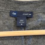 Gap  Charcoal V-Neck 100% Wool Sweater Size Medium Photo 2