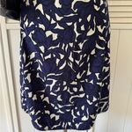 Dorothy Perkins  Blue and White Leaf Patterned Casual Dress Photo 1