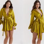 House Of CB  'Allegra' Chartreuse Pleated Shirt Dress NWT‎ XS Tall Photo 1