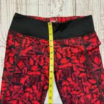 Saucony  Scoot Series Bordeaux Print Capri. Size Small. EUC Photo 10