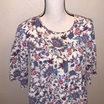 Mimi and Daphne white floral pleated short sleeve blouse Photo 1