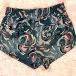 Athleta Printed Hustle Shorts 3" Sz XS Photo 5