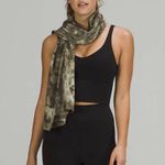 Lululemon NWT! Vinyasa Customizable Snap Multi Rulu Scarf Olive Green Tie Dye Photo 2