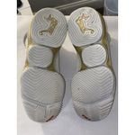 Nike Women’s Size 9.5 HFR LeBron 16 EUC clean Photo 8