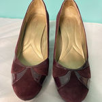 Naturalizer ‎ Elegant Brown Suede Pumps with Patent Leather Trim High Heels S-7 Photo 0