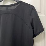 Lululemon Mesh Black Short Sleeve T-Shirt - Size 10 Photo 12