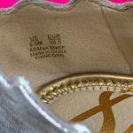 Sam Edelman  Finnegan Silver Faux Leather Scalloped Edge Round Toe Flat Sz 6.5 Photo 8