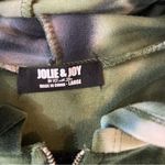 Jolie & Joy Green Tie Photo 2