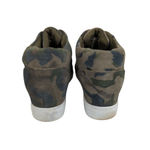 Blondo  Glenda Waterproof Hidden Wedge Ankle Boots Sneaker Zip Camo Women 8 B3501 Photo 5