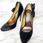 Badgley Mischka  Black Satin Calton Side‎ Bow Pumps Sz 6.5 Photo 2