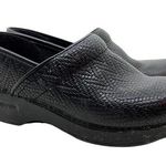 Dansko  Black Embossed Chevron Comfort Slip Resistant Nursing Clog 38 US 7.5 - 8 Photo 0