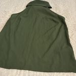 Banana Republic Sleeveless blouse in size S • Photo 1