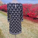 White House | Black Market  Black and White Geometric Print Sheath Dress Size M Photo 9