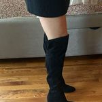 Knee high black suede boots Size 6.5 Photo 3