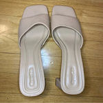 Open Edit  Jaydin Slide Sandal in Beige - Size 9 Photo 3