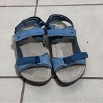 Earth Origins Women Blue Sandals Round Toe Strappy Casual Flat Sandals size 6.5 Photo 1