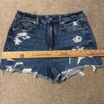American Eagle  Comfort Stretch Waistband‎ Mom Short Destroyed Denim Size 6 Photo 8