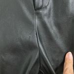 Lucy Paris Faux Leather Flat Front Crop Pants Women's Size L Black Photo 4