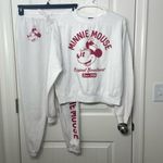 Disney Minnie Mouse women’s white red decal matching top and bottoms sweatsuit Photo 0