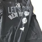 Fanatics The  black hoodie Photo 4