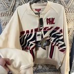 Mitchell & Ness Half Button 76er’s Crewneck Photo 0