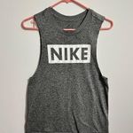 Nike women tank top XS :item number box B: Photo 0