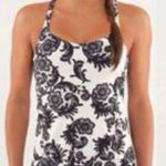 Lululemon Lulu Strappy Back Tank Top Size 4 Photo 0