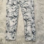 Series 8 Leggings White Black Gray Marble Print Photo 4