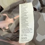 Fabletics Ella High Impact Sports Bra in Pink Camo, Size XXS Photo 4