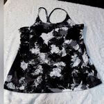 Nike Women's DriFit Medium Tanktop Photo 0