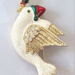 Vintage SJ Stamped Glittery Turtle Dove Christmas Holiday Santa Brooch Pin Gold Photo 1