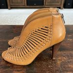 Vince Camuto Brown Leather Open Stitch/Toe 3.5" Heels Size 8 Photo 1