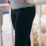 ALBION FIT  Black Petal Pant Capri Leggings Size Small Photo 7