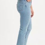 Levi's Wedgie Fit Jeans Photo 2