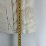 Gap  Sleeveless Puffer Vest Jacket Button Zipper Women’s Medium White Photo 2