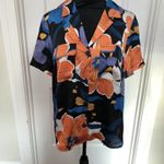 DR2 Womens Blouse M Multicolor Floral Collared Short Sleeve Button Up Top NWT Size M Photo 2