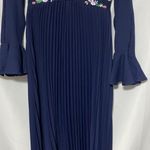 NWT ASOS MATERNITY DRESS WO SIZE 6. NAVY PLEATED DRESS EMBROIDERED FLORAL DESIGN Blue Photo 7