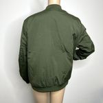 Army Green Quilted Windbreaker Zip Up Jacket Size undefined Photo 2