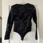 EXPRESS  Black Rosette Floral Crochet Deep V Neck Long Sleeve Bodysuit XSmall NWT Photo 4