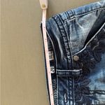 Miss Me Women’s Signature Cuffed Skinny Light Wash Embroidered Jeans Size 29 Photo 6