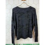 Sundry  for Evereve Black Stripe Oversized Camo Sweatshirt - Size - 1 Photo 2