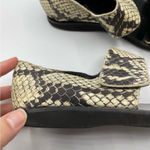 Vince  Cream & Black Crocodile Print Leather Sandals Womens 7 Beachy Casual Flats Photo 1