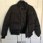 Topshop Women’s Black and Gold Bomber Puffer Jacket Size 6 / M Photo 10