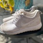 Nike Roshe Sneakers Photo 0