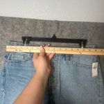 Old Navy Women Size 10 High Rise NWT O.G Straight blue cut off denim shorts Photo 4